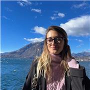 Sono una studentessa Laureanda in giurisprudenza. Prediligo le materie civilistiche come diritto civile, procedura civile, ma anche diritto del lavoro, e diritto costituzionale. Non esitate a contattarmi anche per altre materie!